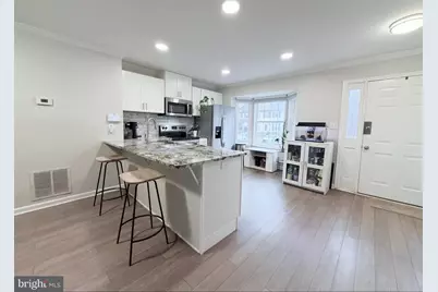 4993 Lambsgate Lane, Woodbridge, VA 22193 - Photo 3