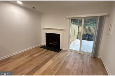 16318 Taconic Circle, Dumfries, VA 22025 - Photo 3