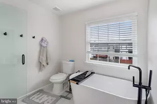 14118 Carmody Pl, Woodbridge, VA 22193 - Photo 15