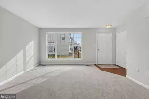 3354 Cape May Ct, Dumfries, VA 22026 - Photo 3