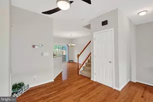 15615 Winding Creek Dr, Dumfries, VA 22025 - Photo 9