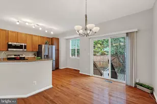 15615 Winding Creek Dr, Dumfries, VA 22025 - Photo 17