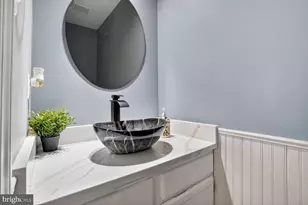 12859 Mill House Ct, Woodbridge, VA 22192 - Photo 9