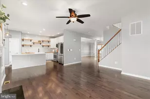 15831 Fourmile Creek Ct, Haymarket, VA 20169 - Photo 11