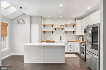 15831 Fourmile Creek Court, Haymarket, VA 20169 - Photo 13