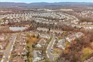 15831 Fourmile Creek Ct, Haymarket, VA 20169 - Photo 47