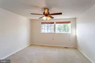 13623 Bentley Cir, Woodbridge, VA 22192 - Photo 15