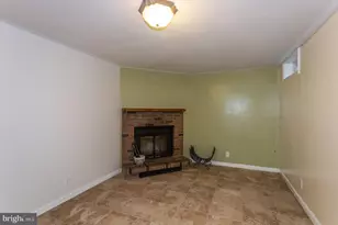 13623 Bentley Cir, Woodbridge, VA 22192 - Photo 27