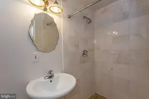 13623 Bentley Cir, Woodbridge, VA 22192 - Photo 29