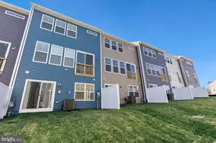 3970 Shire Meadow Ln, Triangle, VA 22172 - Photo 51