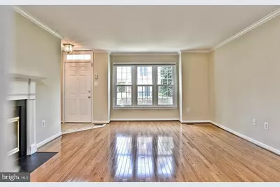 12817 Mill Brook Court, Woodbridge, VA 22192 - Photo 7