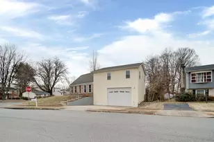 13790 Musket Ct, Woodbridge, VA 22193 - Photo 3