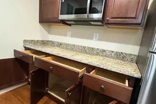 16492 Steerage Cir, Woodbridge, VA 22191 - Photo 9