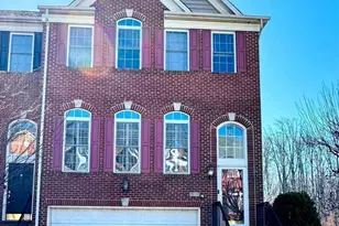 16492 Steerage Cir, Woodbridge, VA 22191 - Photo 11