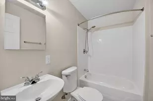 16837 Four Seasons Dr, Dumfries, VA 22025 - Photo 27