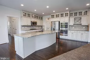 17052 Silver Arrow Dr, Dumfries, VA 22026 - Photo 7