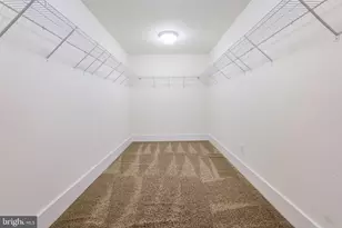 17052 Silver Arrow Dr, Dumfries, VA 22026 - Photo 19