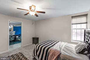 10496 Neale Sound Ct, Gainesville, VA 20155 - Photo 9