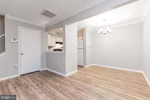 7438 Emerald Dr, Manassas, VA 20109 - Photo 9