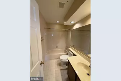 4221 Devonwood Way, Woodbridge, VA 22192 - Photo 21