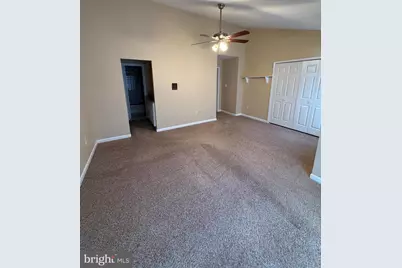 4221 Devonwood Way, Woodbridge, VA 22192 - Photo 13