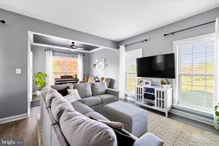 6029 Popes Pl, Haymarket, VA 20169 - Photo 3