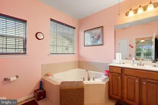 3758 Blowing Leaf Pl, Dumfries, VA 22025 - Photo 27