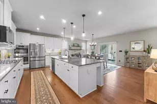 12432 Mays Quarter Rd, Woodbridge, VA 22192 - Photo 19