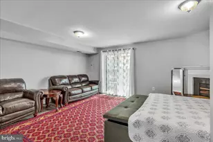 12729 Hunterbrook Dr, Woodbridge, VA 22192 - Photo 15