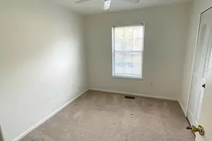 5597 Shannon Ct, Woodbridge, VA 22193 - Photo 13