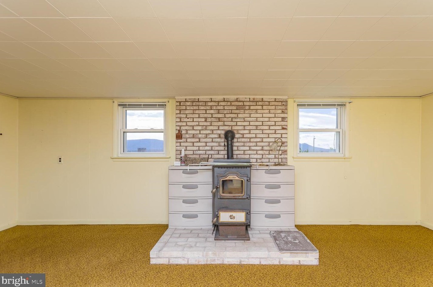 235 Windy Knoll Dr, Harrisonburg VA  22802-8886 exterior