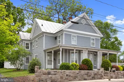 121 S Central Street, Broadway, VA 22815 - Photo 1