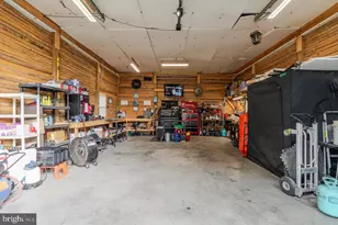 257 Center St, Timberville, VA 22853 - Photo 33