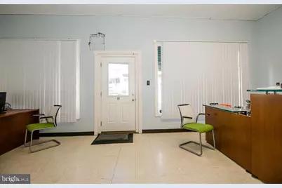 137 N North Main Street, Broadway, VA 22815 - Photo 5