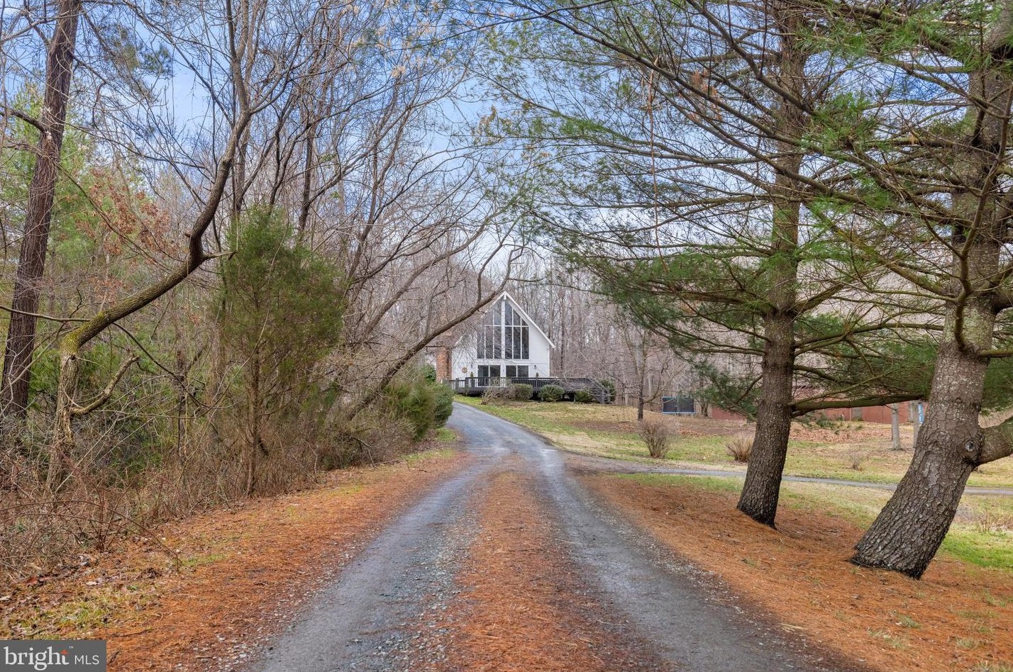 14607 Lee Hwy, Viewtown VA  20106-4108 exterior