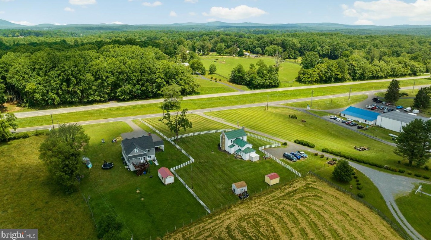 14560 Lee Hwy, Viewtown VA  20106-4103 exterior