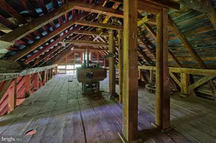 18 Old Mill Rd, Washington, VA 22747 - Photo 15