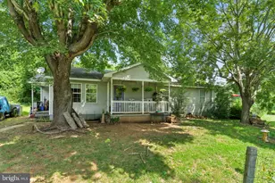 14 Jenkins Ln, Sperryville, VA 22740 - Photo 5