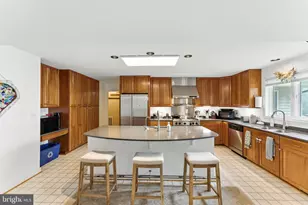 46 Rock Ridge Ln, Chester Gap, VA 22623 - Photo 11