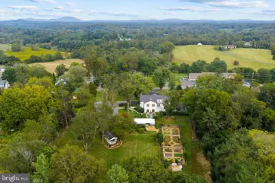 675 Zachary Taylor Highway, Flint Hill, VA 22627 - Photo 3