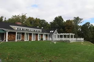 200 Fogg Mountain Ln, Flint Hill, VA 22627 - Photo 3