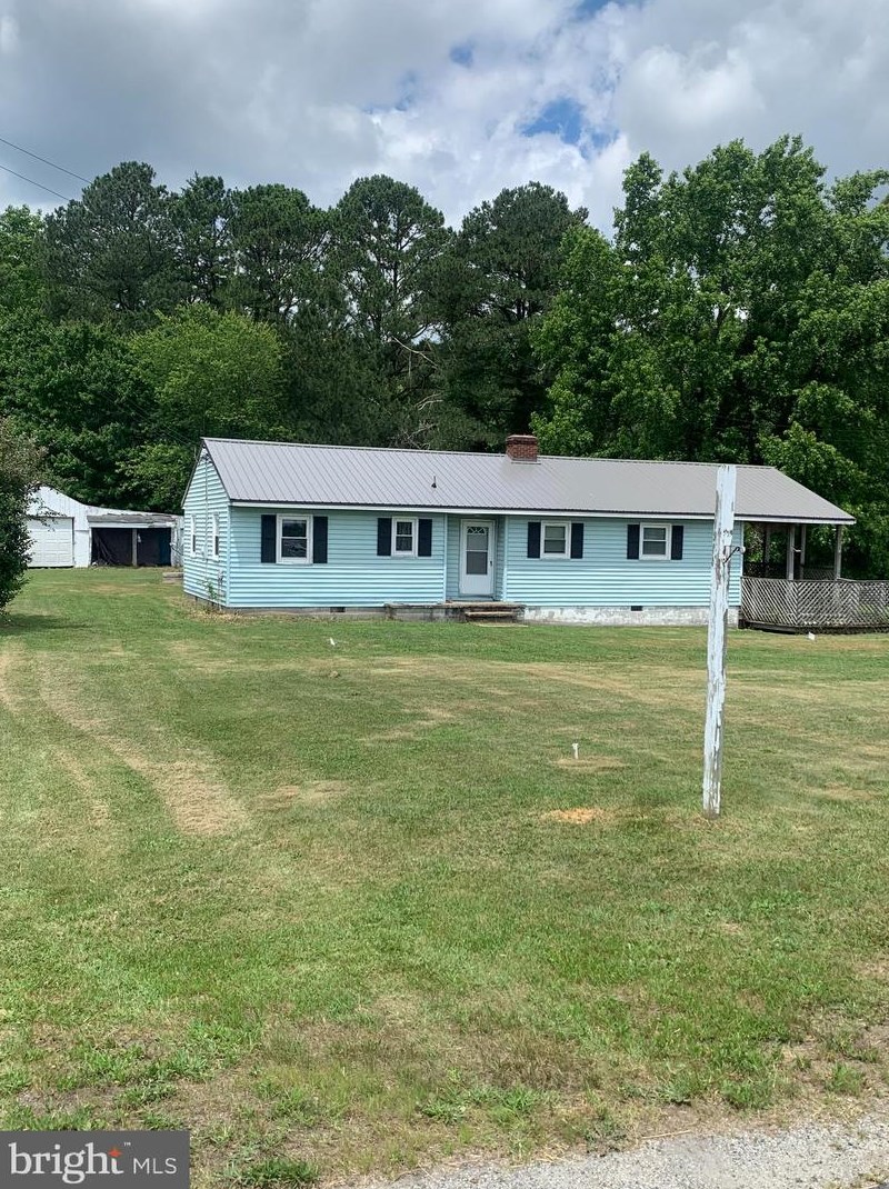 1807 Calvary Church Rd, Foneswood VA  22572-3913 exterior