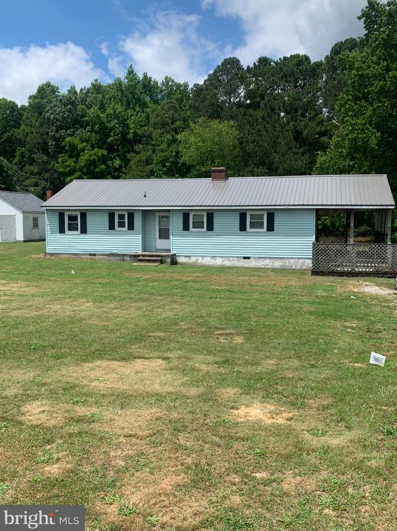 1807 Calvary Church Rd, Foneswood VA  22572-3913 exterior