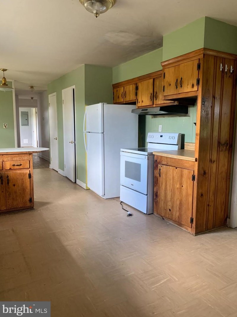 1807 Calvary Church Rd, Foneswood VA  22572-3913 exterior