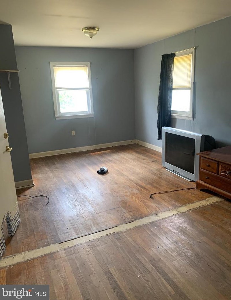 1807 Calvary Church Rd, Foneswood VA  22572-3913 exterior