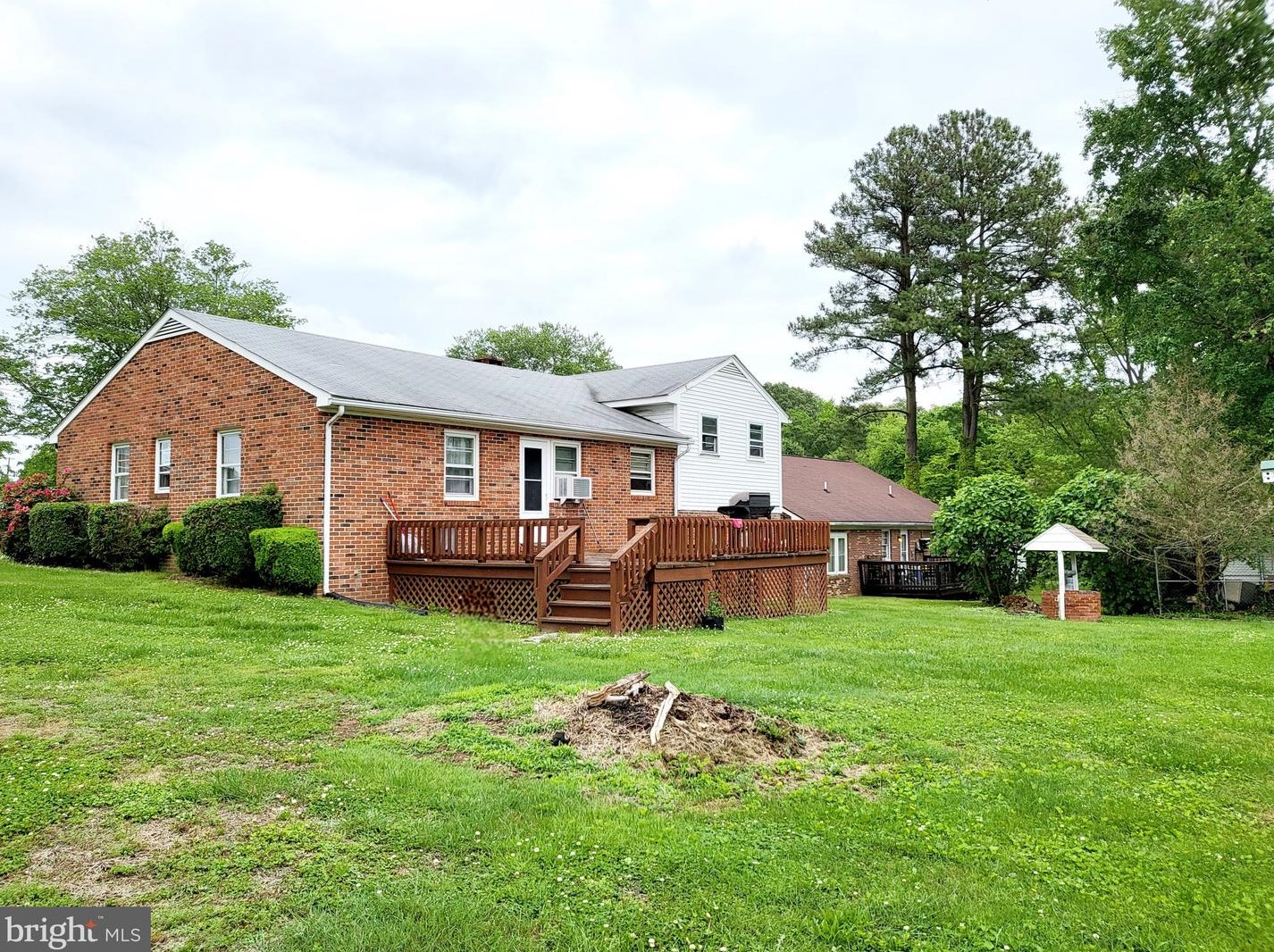 17 Morgan Ln, Foneswood VA  22572-4213 exterior
