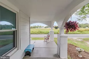 4381 Mulberry Rd, Warsaw, VA 22572 - Photo 5