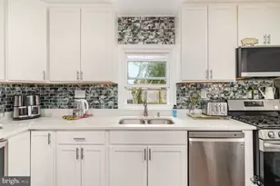 4381 Mulberry Rd, Warsaw, VA 22572 - Photo 11