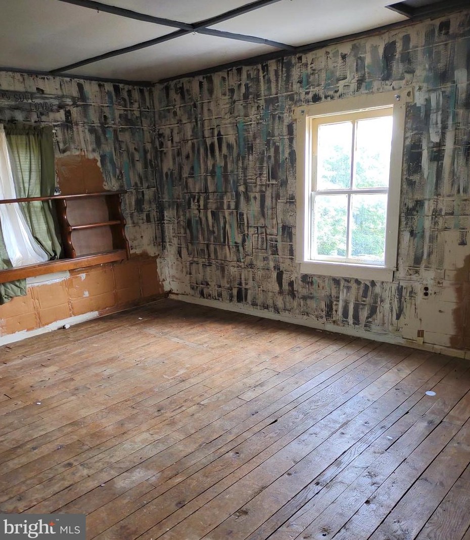 1998 Pepper Rd, Mount Jackson VA  22842-3600 exterior