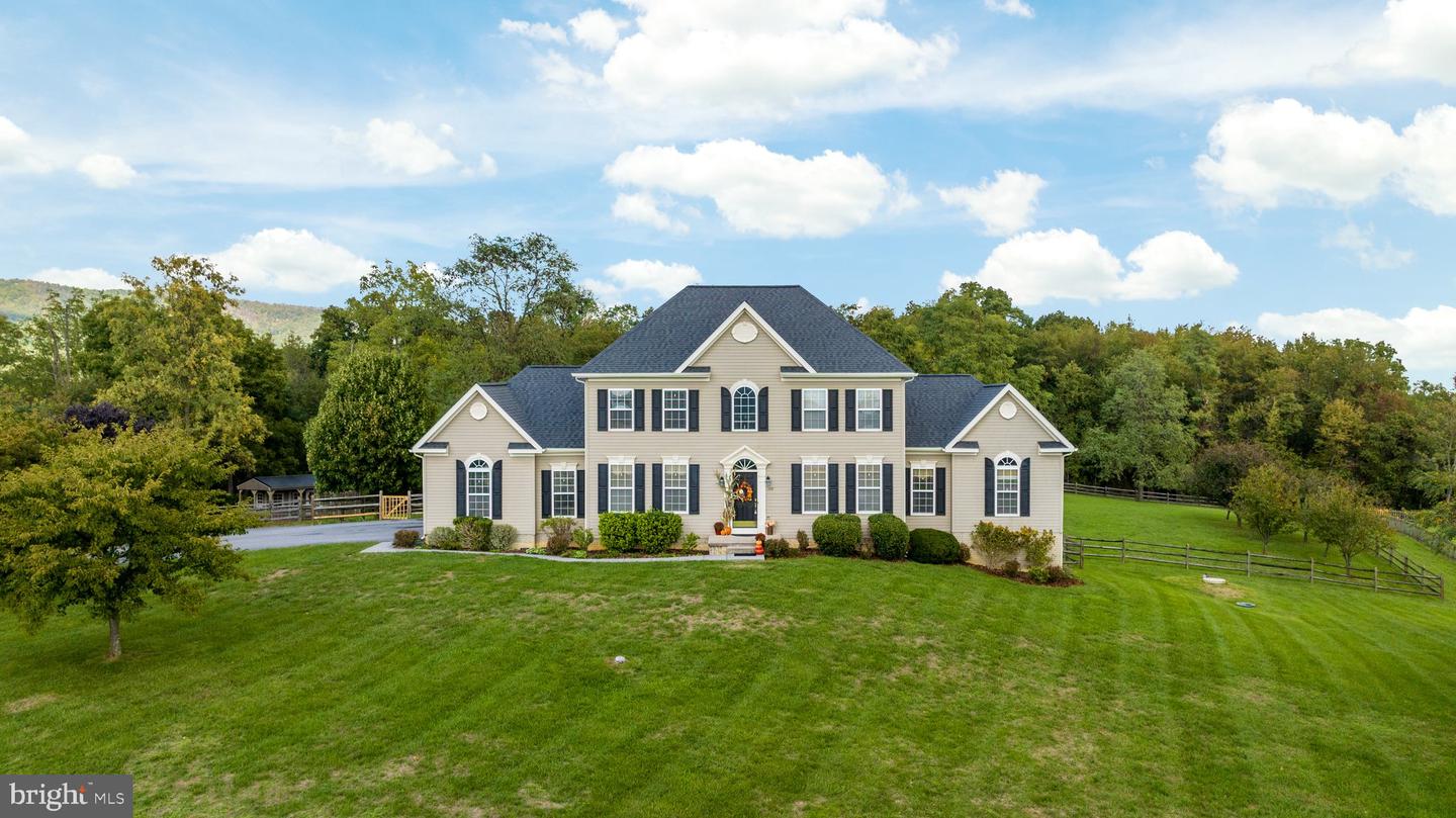 306 Waverly Dr, Strasburg, VA 22657 MLS VASH2007074 Coldwell Banker